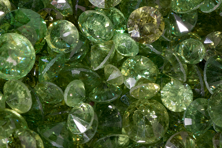 loose demantoid garnets