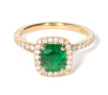 Emerald Ring in gold